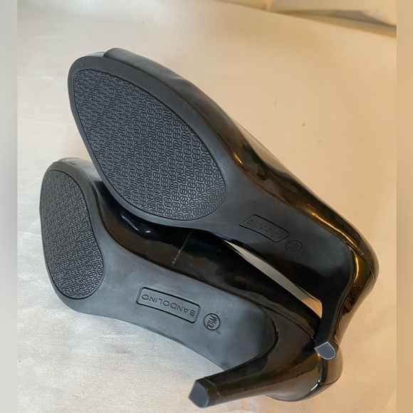 Women Bandolino Rainaa Peep Toe Black Platform Stiletto Pump Heel 10.5M - Picture 10 of 10